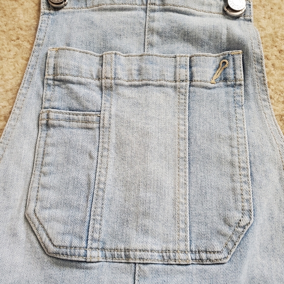 GARAGE stretch denim overalls light wash blue jeans straps short shorts Small - Picture 4 of 10